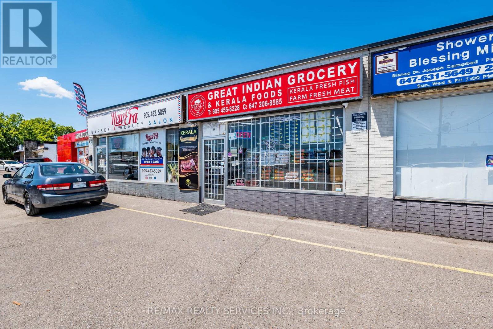44 Dean Street, Brampton, Ontario  L6W 1M6 - Photo 3 - W13439098
