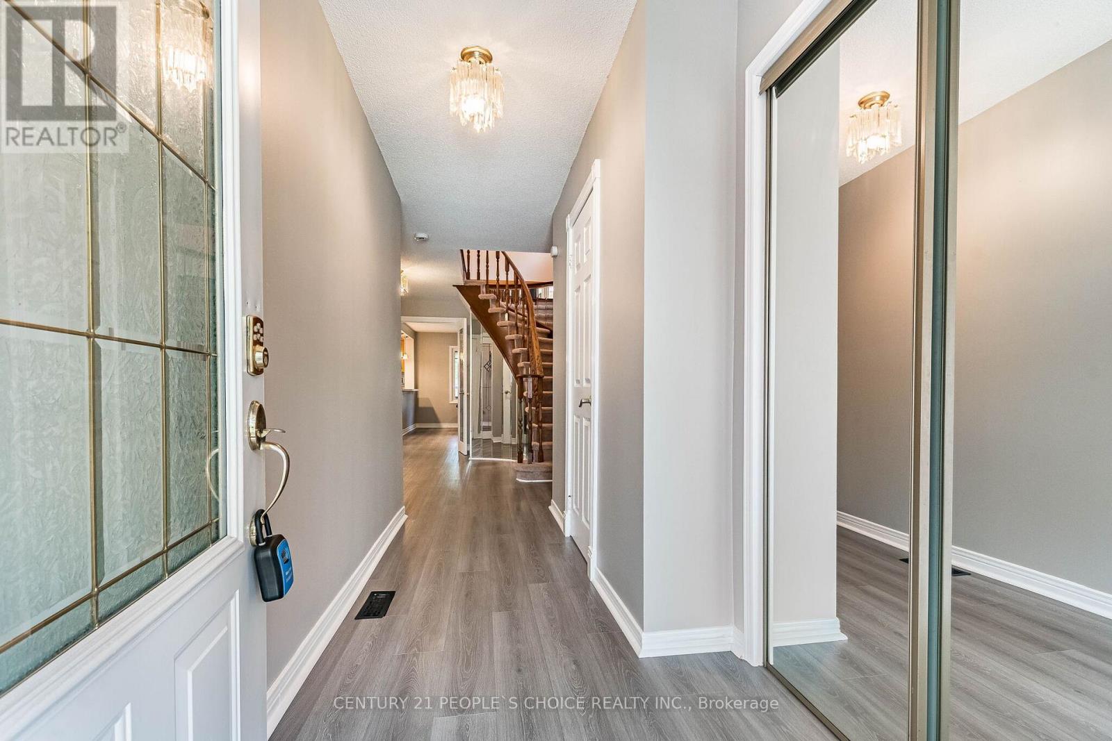 4844 Owl Circle, Mississauga, Ontario  L4Z 2P7 - Photo 6 - W13442576