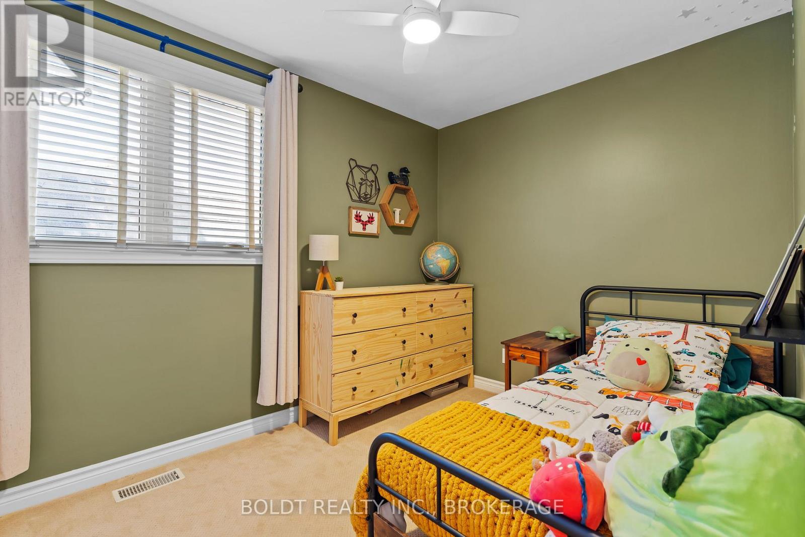 21 Shoreline Drive, St. Catharines (Lakeshore), Ontario L2N 3V9 - Photo 17 - X13444664
