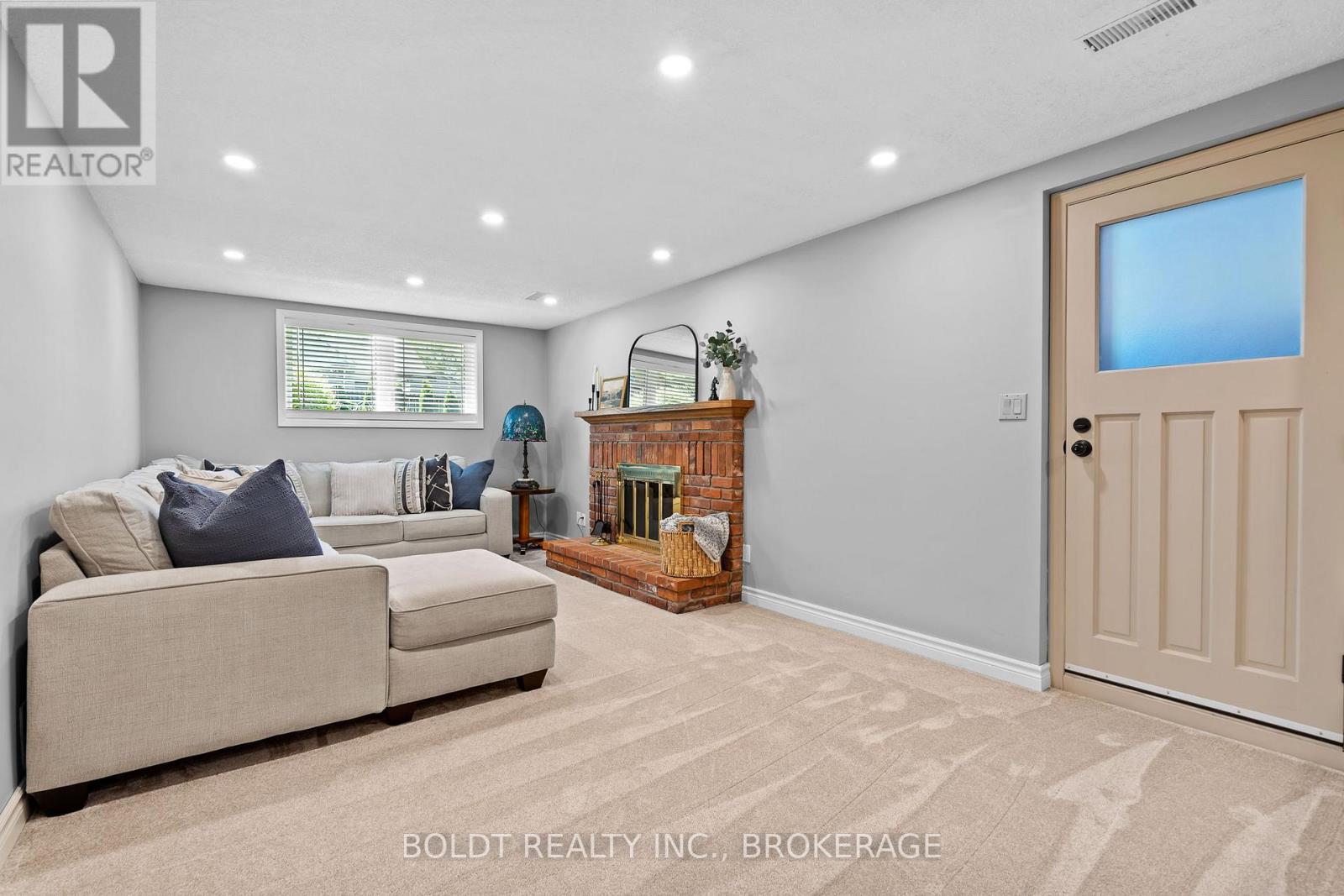 21 Shoreline Drive, St. Catharines (Lakeshore), Ontario L2N 3V9 - Photo 27 - X13444664