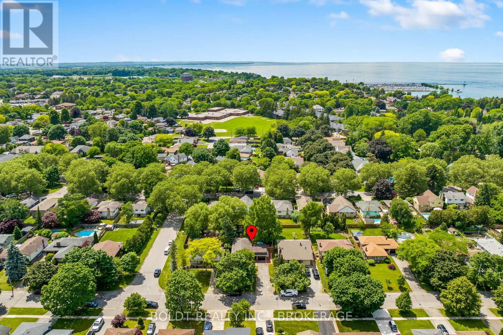 21 Shoreline Drive, St. Catharines (Lakeshore), Ontario L2N 3V9 - Photo 46 - X13444664