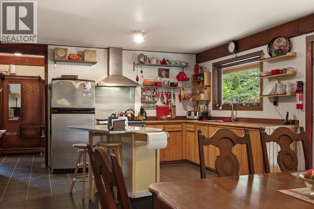 6084 North Lake Road, Egmont, British Columbia  V0N 1N0 - Photo 6 - R3135744