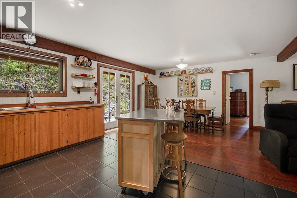 6084 North Lake Road, Egmont, British Columbia  V0N 1N0 - Photo 9 - R3135744