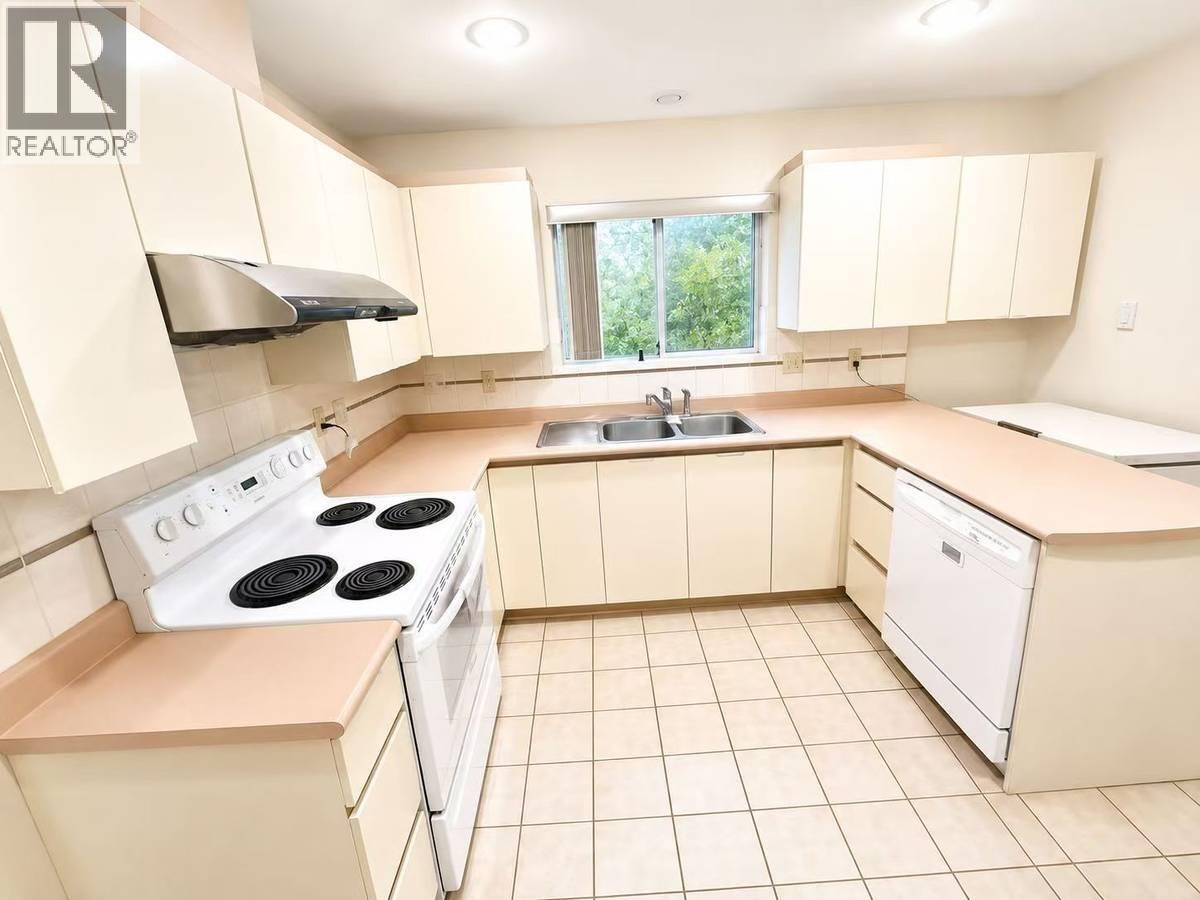 7xx W 69th Ave Avenue, Vancouver, British Columbia  V6P 2W3 - Photo 8 - R3135743