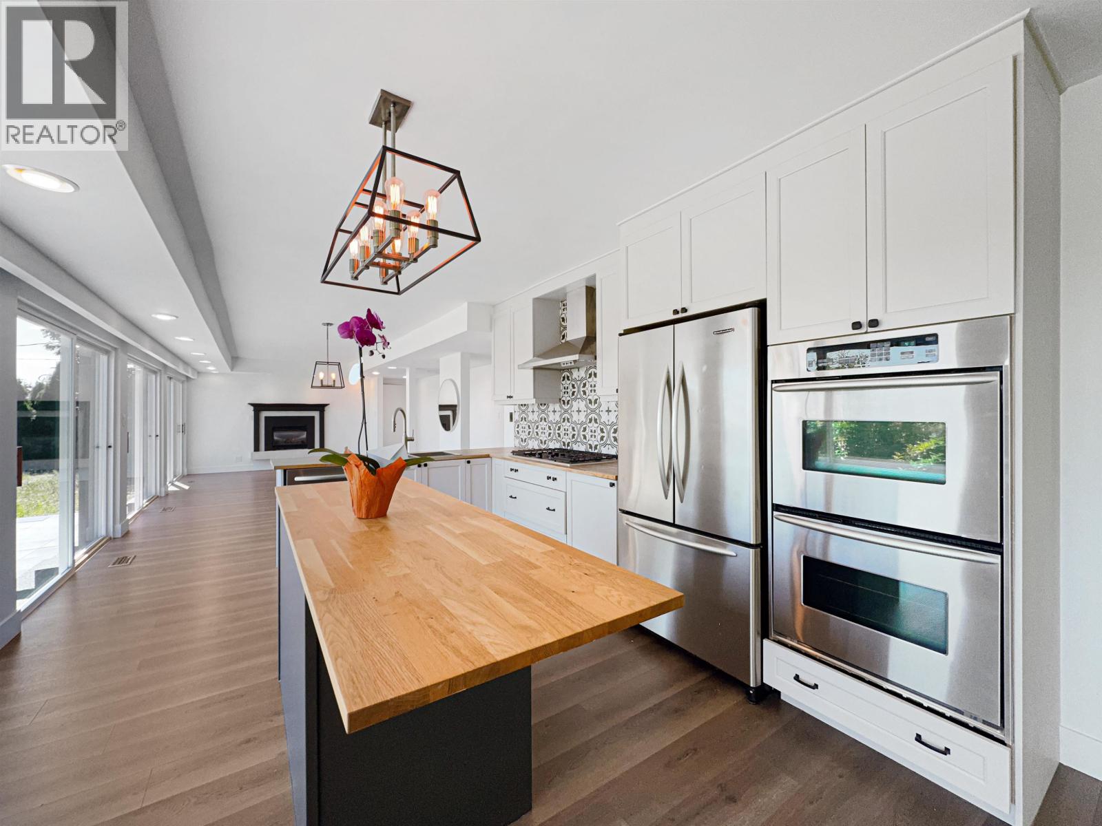 1040 Crestline Road, West Vancouver, British Columbia  V7S 2E2 - Photo 3 - R3135746