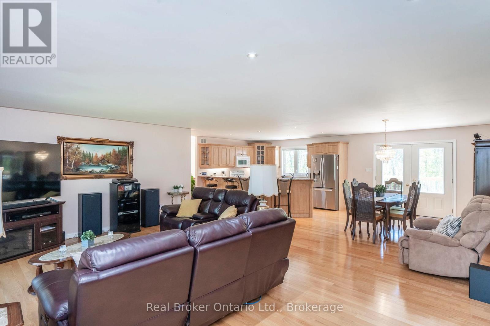 115 Mitchell's Beach Road, Tay (Victoria Harbour), Ontario  L0K 2A0 - Photo 5 - S13438816