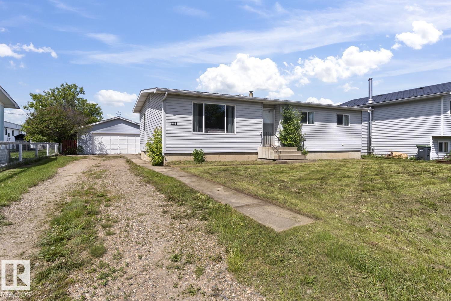 1211 8 ST, cold lake, Alberta