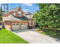 178 VALMONT COURT, Hamilton, Ontario