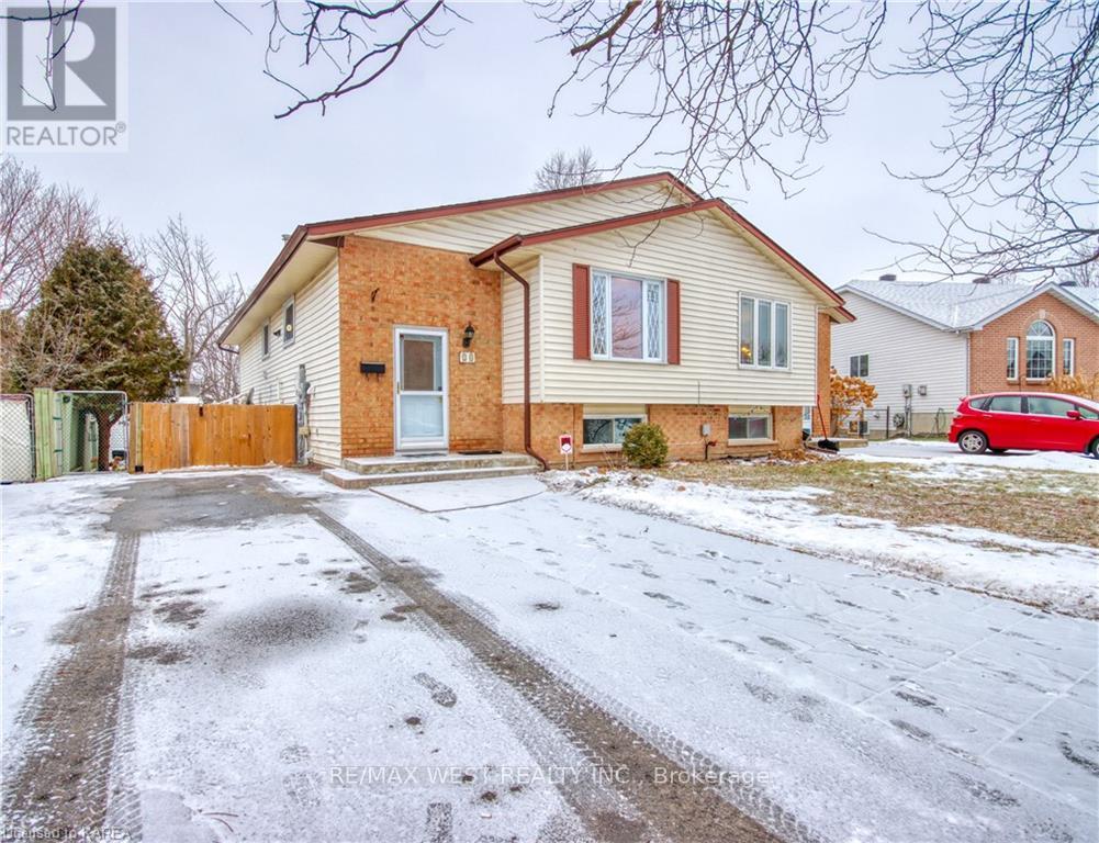 MAIN FLOOR - 24 BERNADETTE COURT, Kingston, Ontario
