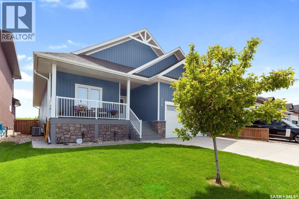 330 Burgess CRESCENT, Saskatoon, Saskatchewan