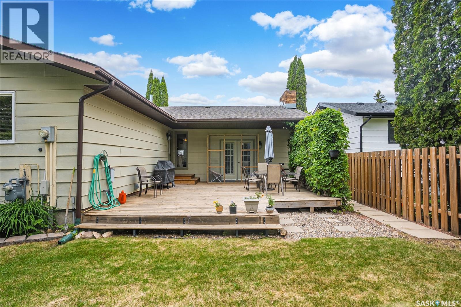 330 Whiteshore Way, Saskatoon, Saskatchewan  S7J 4C2 - Photo 45 - SK039371