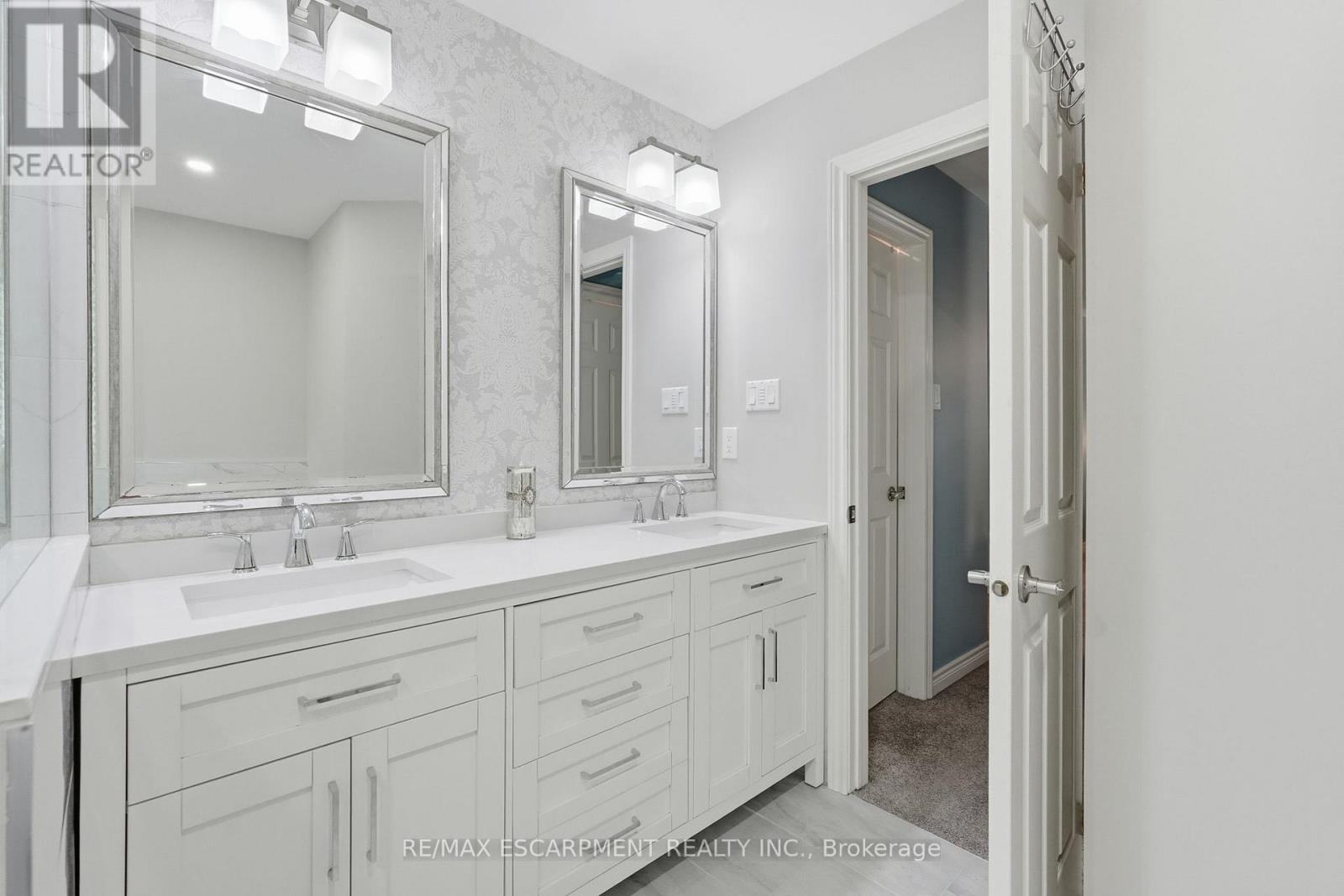58 Anderson Court, Hamilton, Ontario L9G 4Z7 - Photo 28 - X13438866