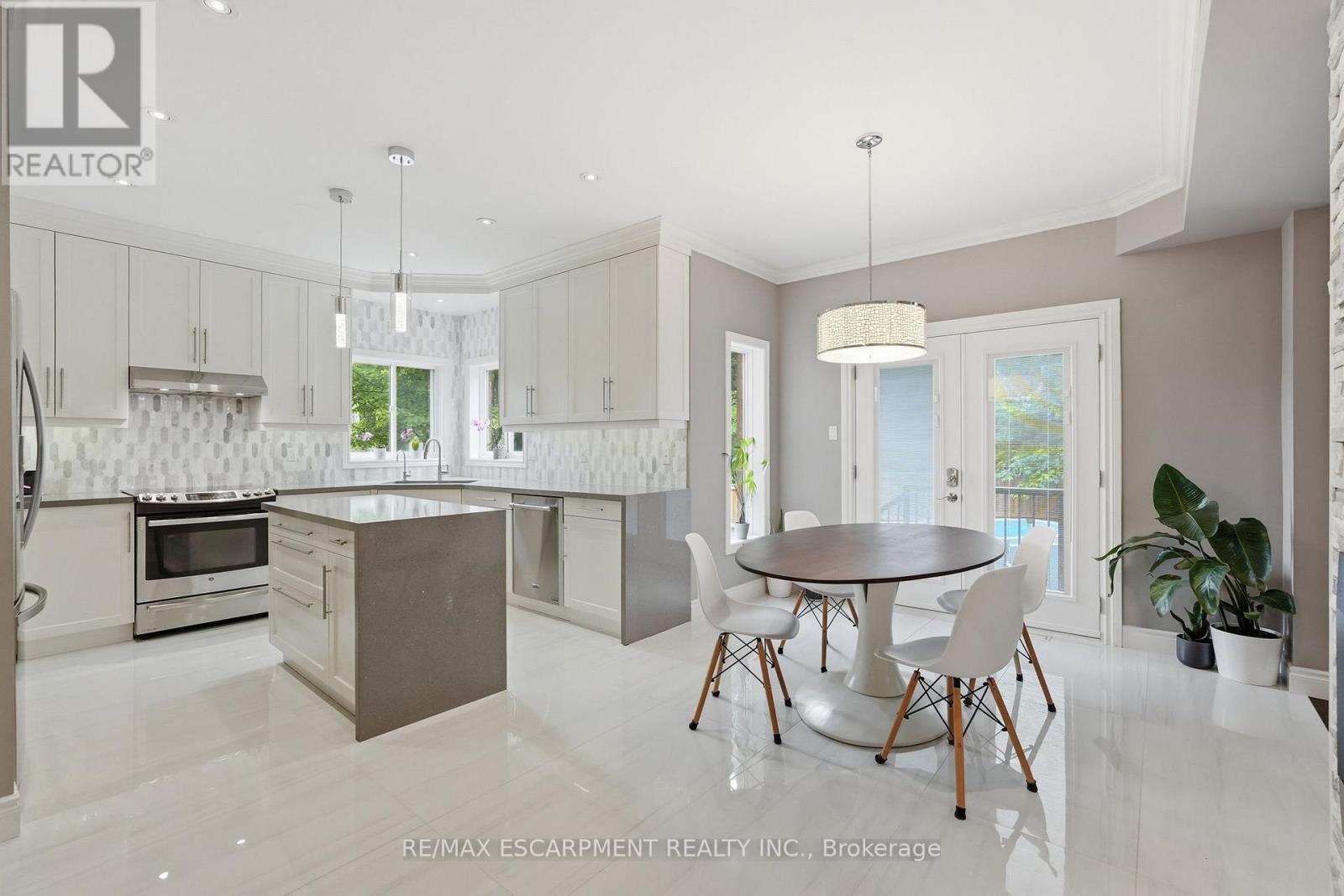 58 Anderson Court, Hamilton, Ontario L9G 4Z7 - Photo 12 - X13438866