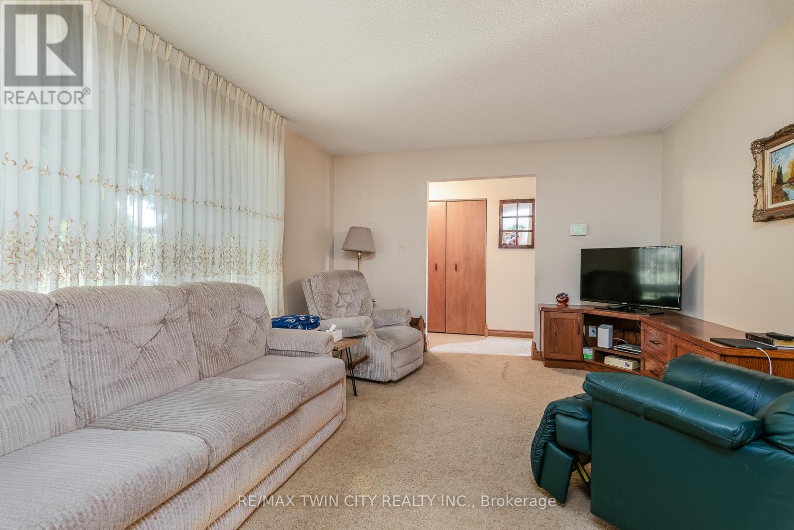 265 Bleams Court, Wilmot, Ontario  N3A 1L9 - Photo 17 - X13438906