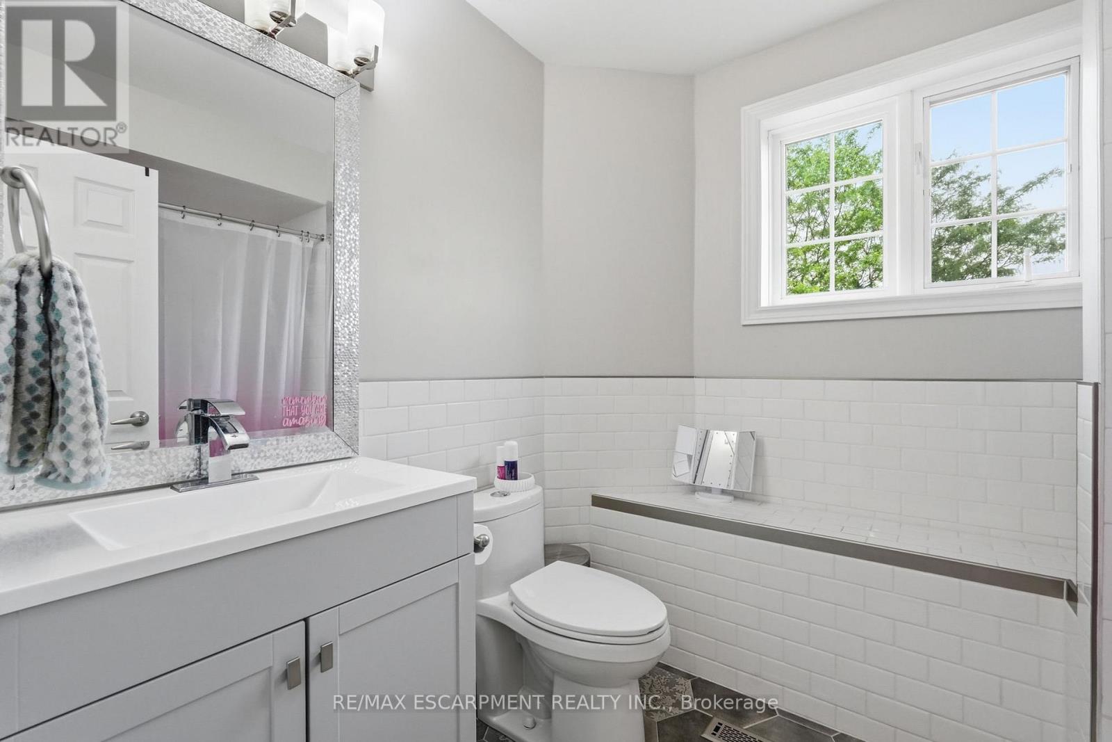 58 Anderson Court, Hamilton, Ontario L9G 4Z7 - Photo 32 - X13438866