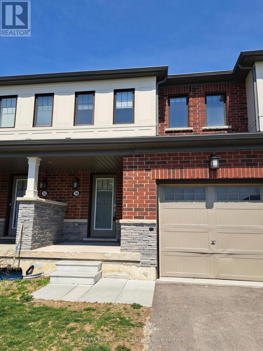 300 BEDROCK ROAD, Hamilton, Ontario