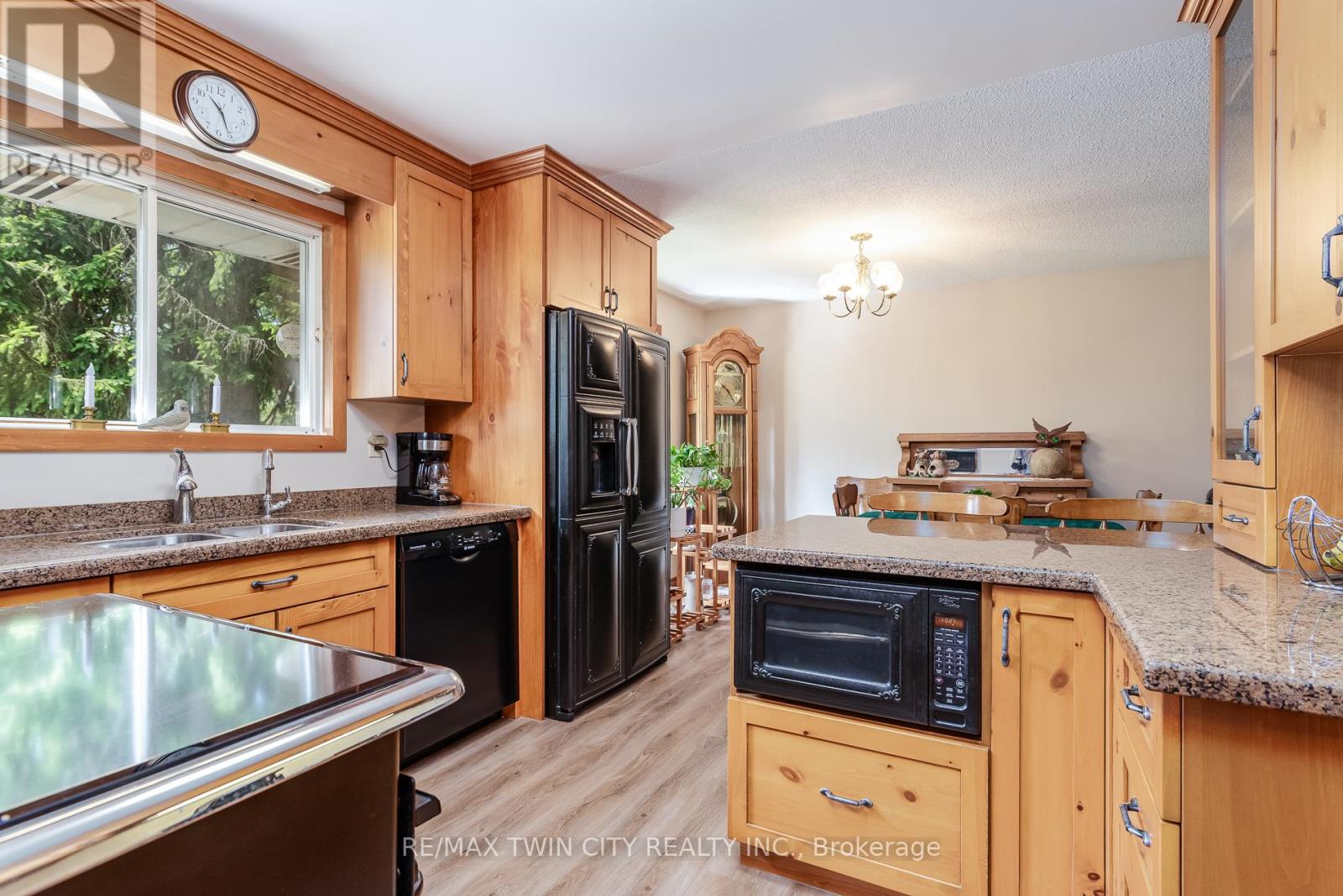 265 Bleams Court, Wilmot, Ontario  N3A 1L9 - Photo 20 - X13438906