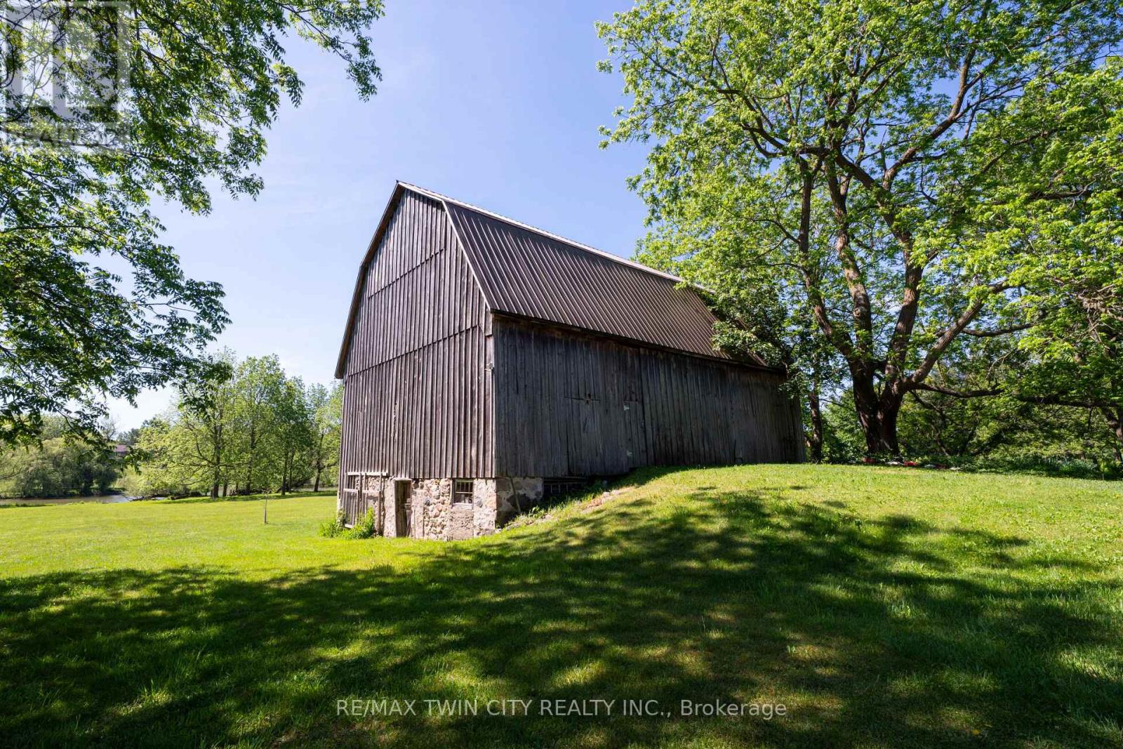 265 Bleams Court, Wilmot, Ontario  N3A 1L9 - Photo 38 - X13438906