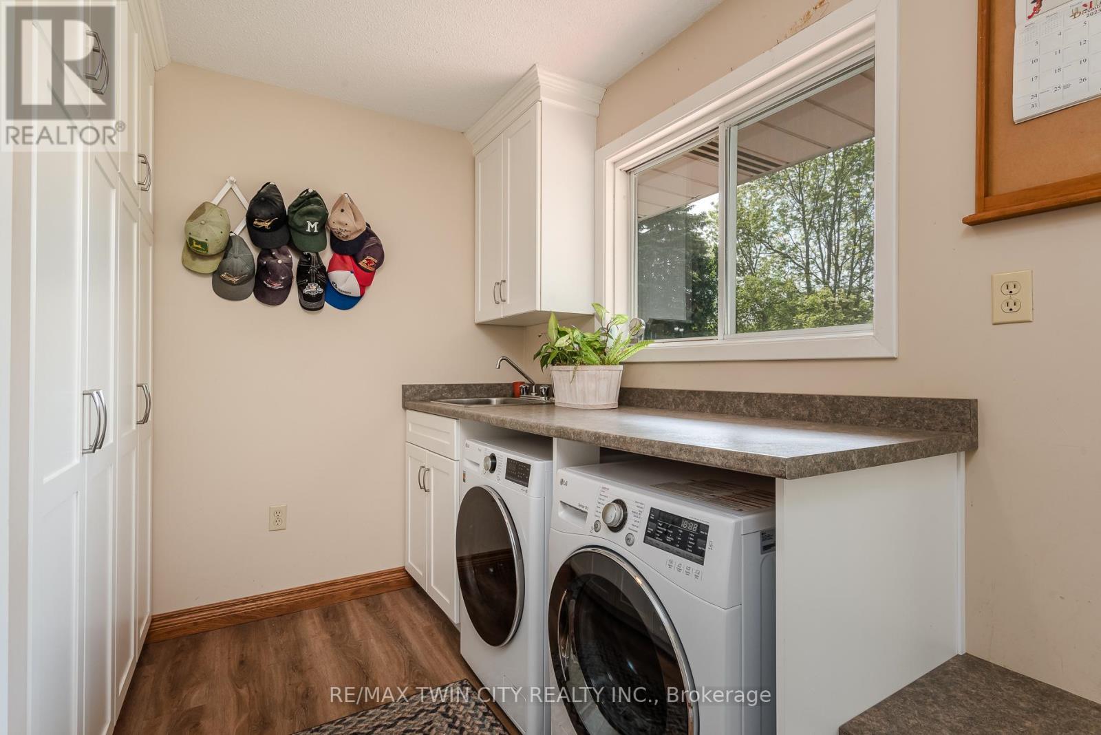 265 Bleams Court, Wilmot, Ontario  N3A 1L9 - Photo 30 - X13438906
