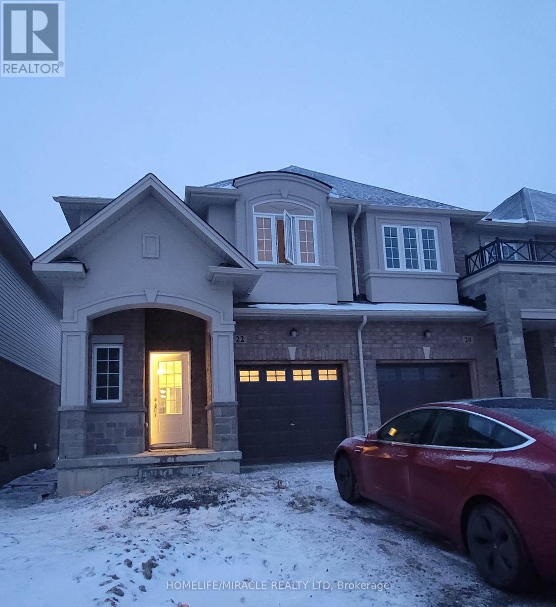 22 VICKERS ROAD, Hamilton, Ontario