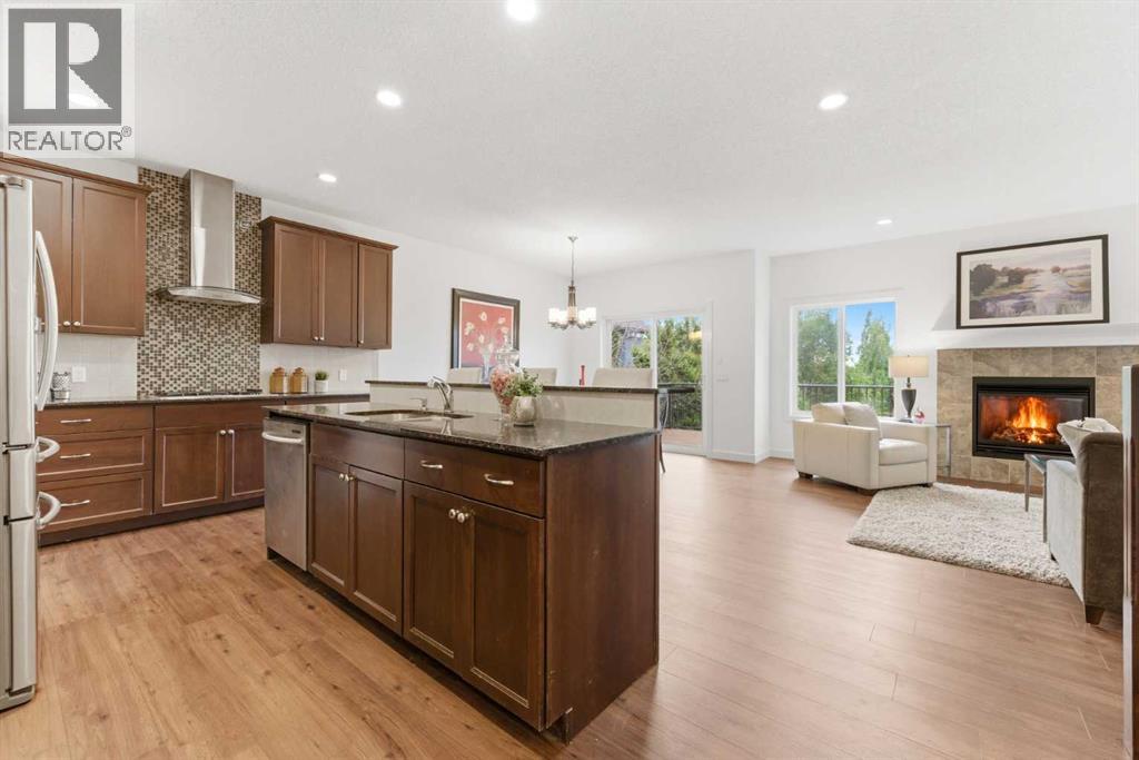 102 Cranarch Common Se, Calgary, Alberta  T3M 1M1 - Photo 14 - A2319440