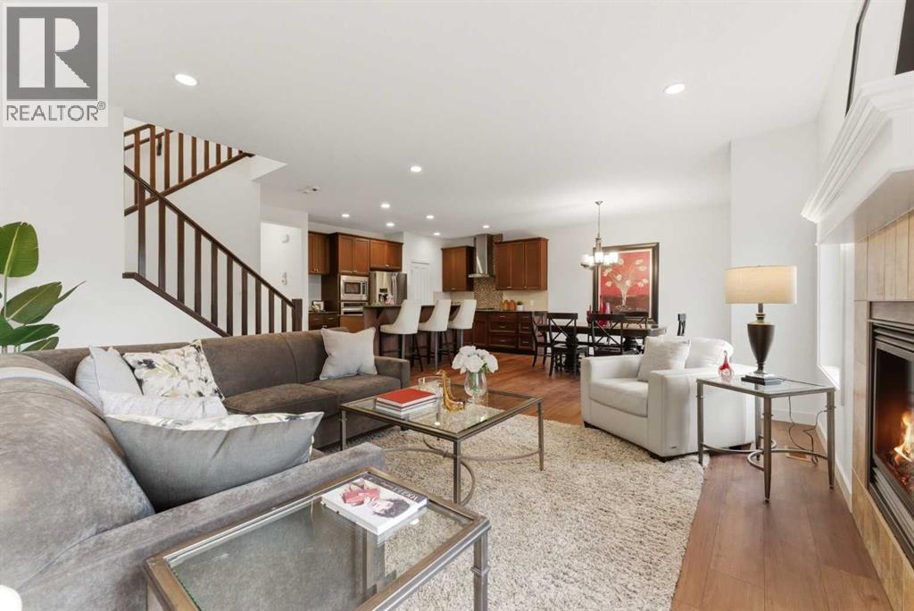 102 Cranarch Common Se, Calgary, Alberta  T3M 1M1 - Photo 1 - A2319440