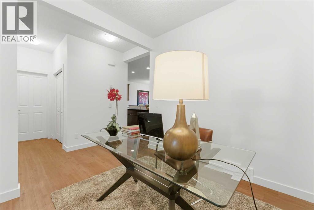 102 Cranarch Common Se, Calgary, Alberta  T3M 1M1 - Photo 13 - A2319440