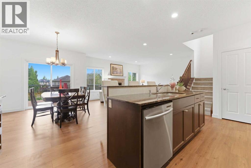 102 Cranarch Common Se, Calgary, Alberta  T3M 1M1 - Photo 17 - A2319440