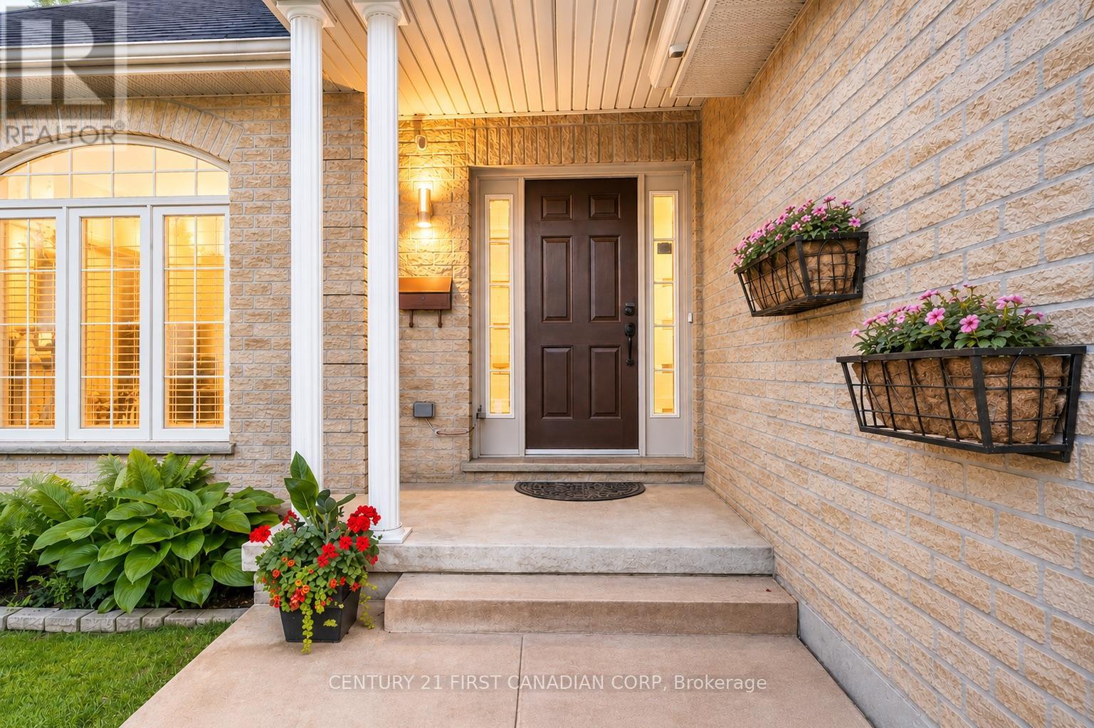 97 Mctaggart Court, London North, Ontario  N5X 3L9 - Photo 4 - X13444706