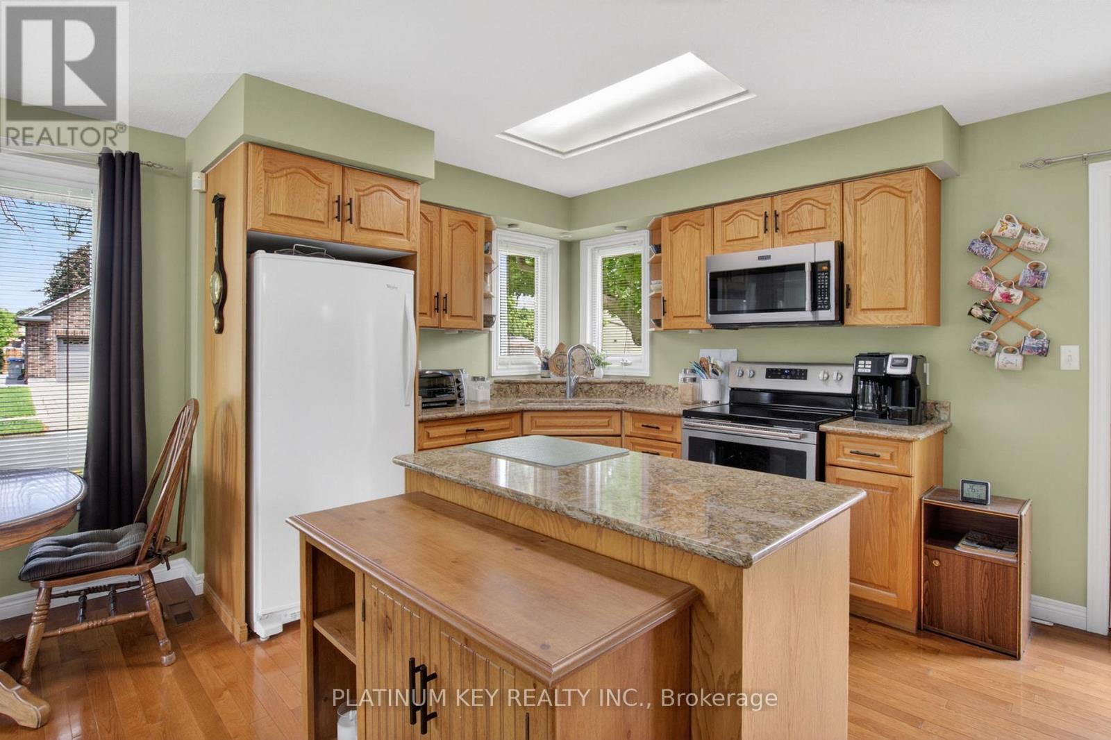 441 Drury Lane, Strathroy-Caradoc, Ontario  N7G 3G2 - Photo 12 - X13444836