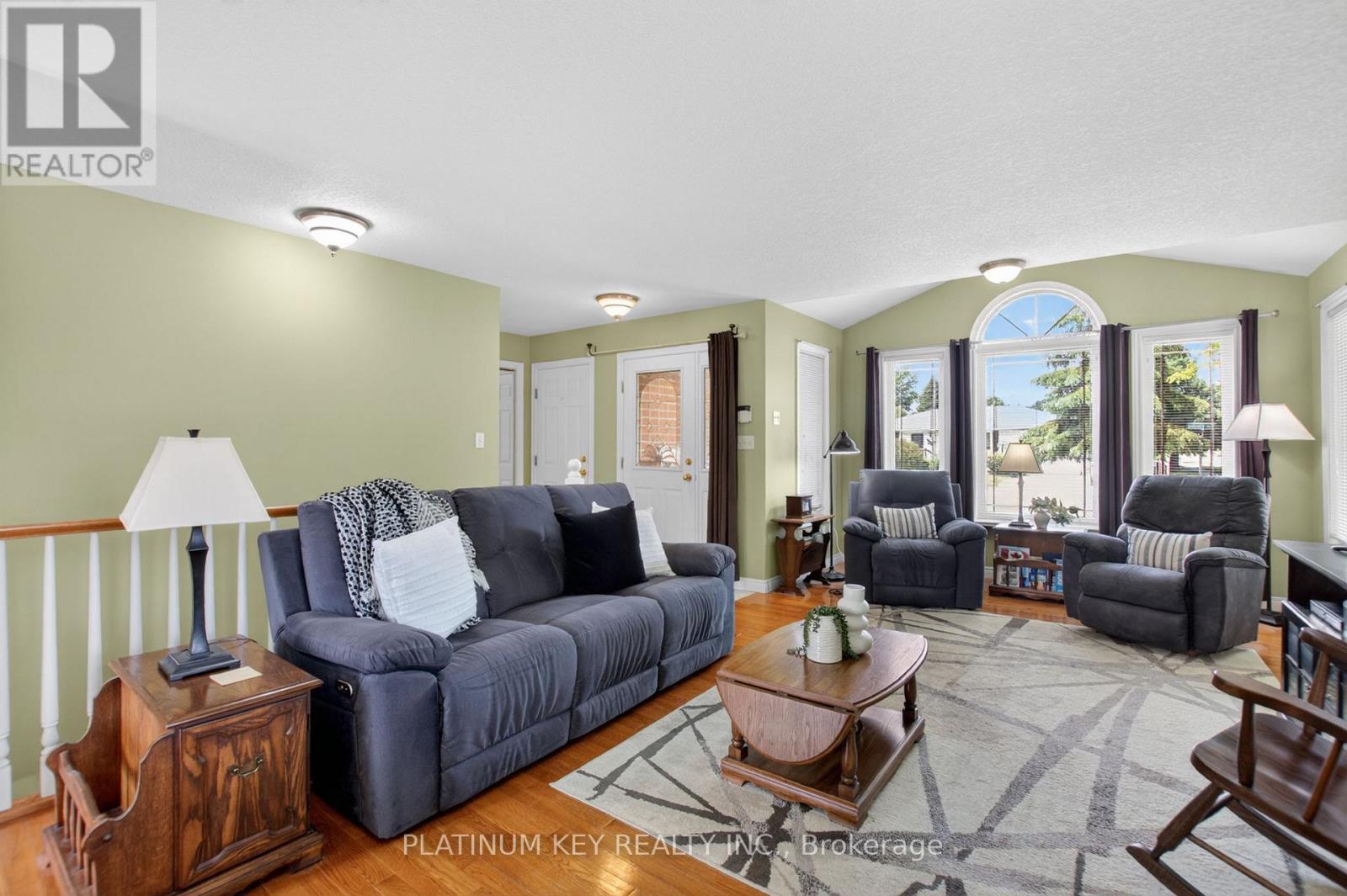 441 Drury Lane, Strathroy-Caradoc, Ontario  N7G 3G2 - Photo 6 - X13444836