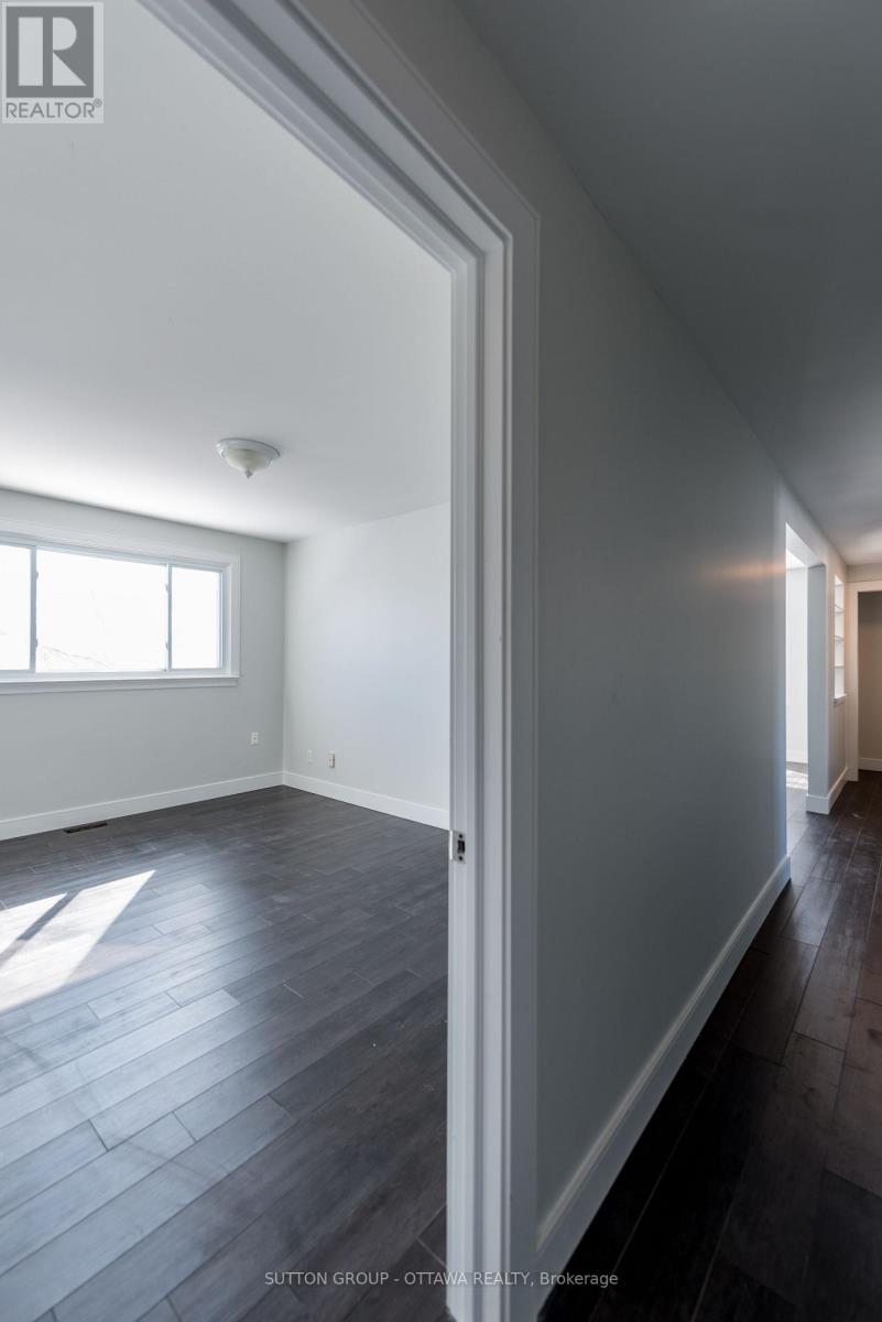 2 - 2419 Page Road, Ottawa, Ontario  K1W 1H2 - Photo 12 - X13444770