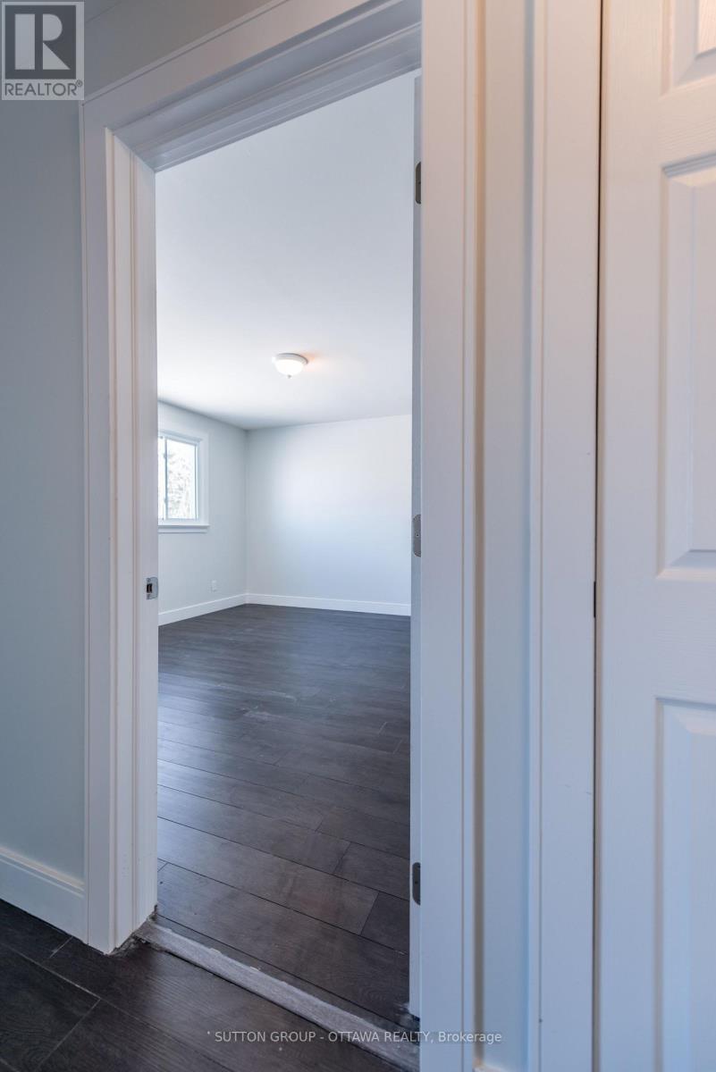 2 - 2419 Page Road, Ottawa, Ontario  K1W 1H2 - Photo 18 - X13444770