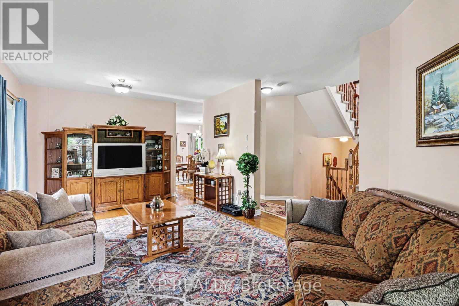 235 Station Boulevard, Ottawa, Ontario  K1G 6L8 - Photo 5 - X13444934