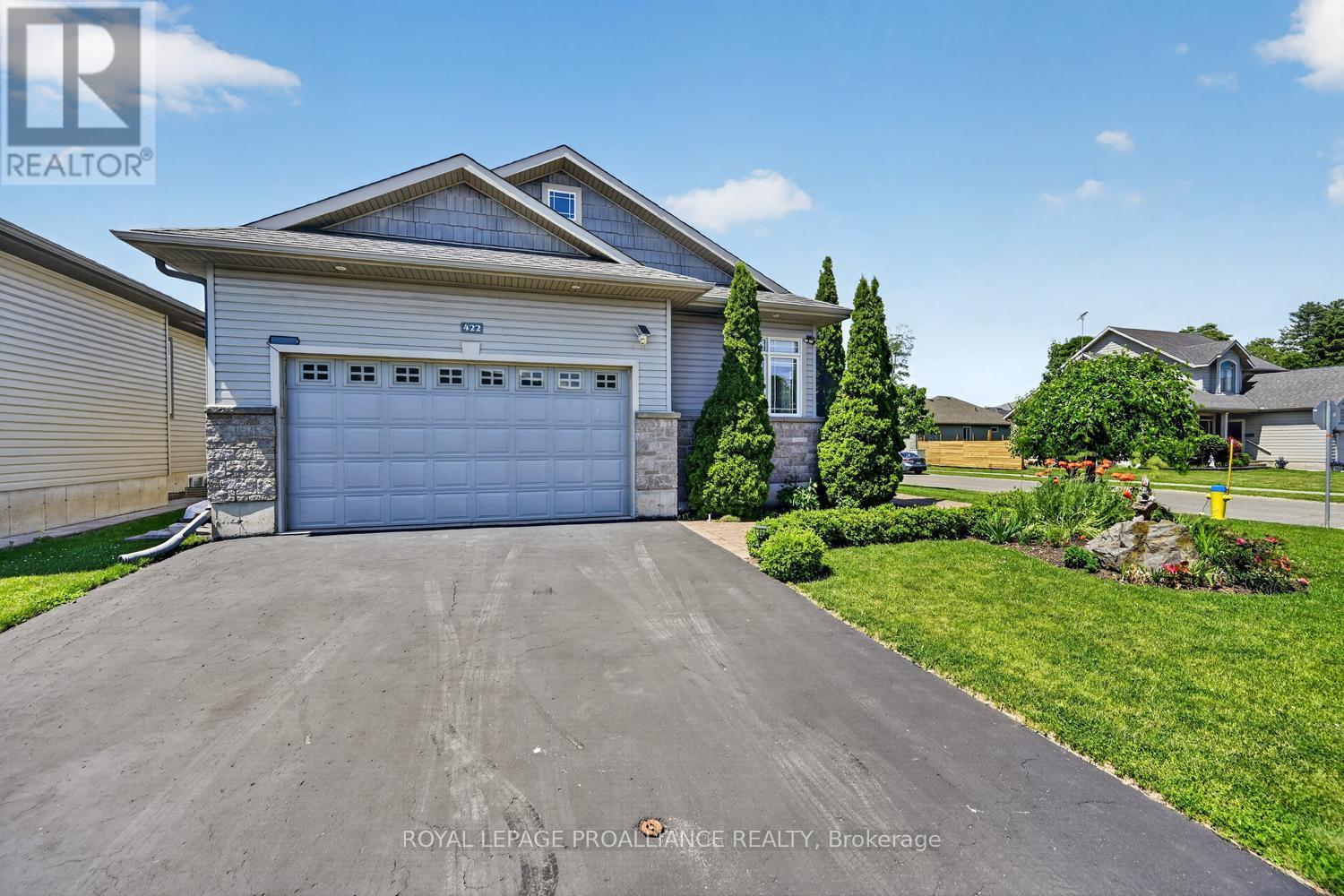422 Brock Street, Brockville, Ontario  K6V 7L6 - Photo 2 - X13444608