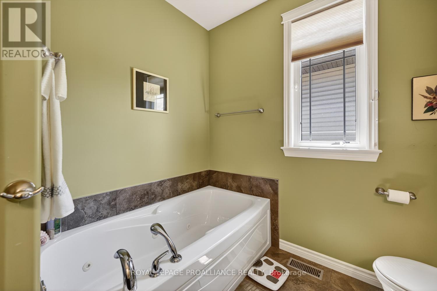 422 Brock Street, Brockville, Ontario  K6V 7L6 - Photo 25 - X13444608