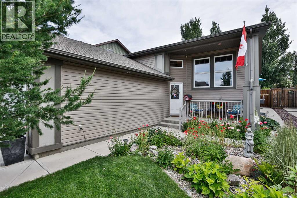 19 Firelight Way W, Lethbridge, Alberta  T1J 4W1 - Photo 3 - A2224038