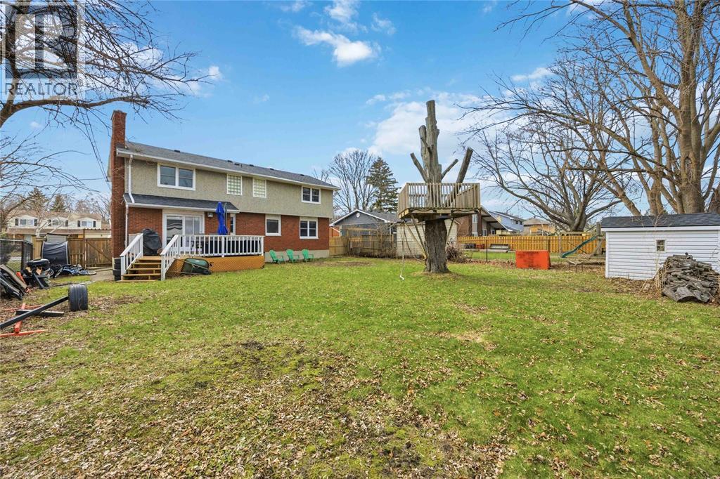 1104 Cathcart Boulevard, Sarnia, Ontario  N7S 2H5 - Photo 32 - 26014022