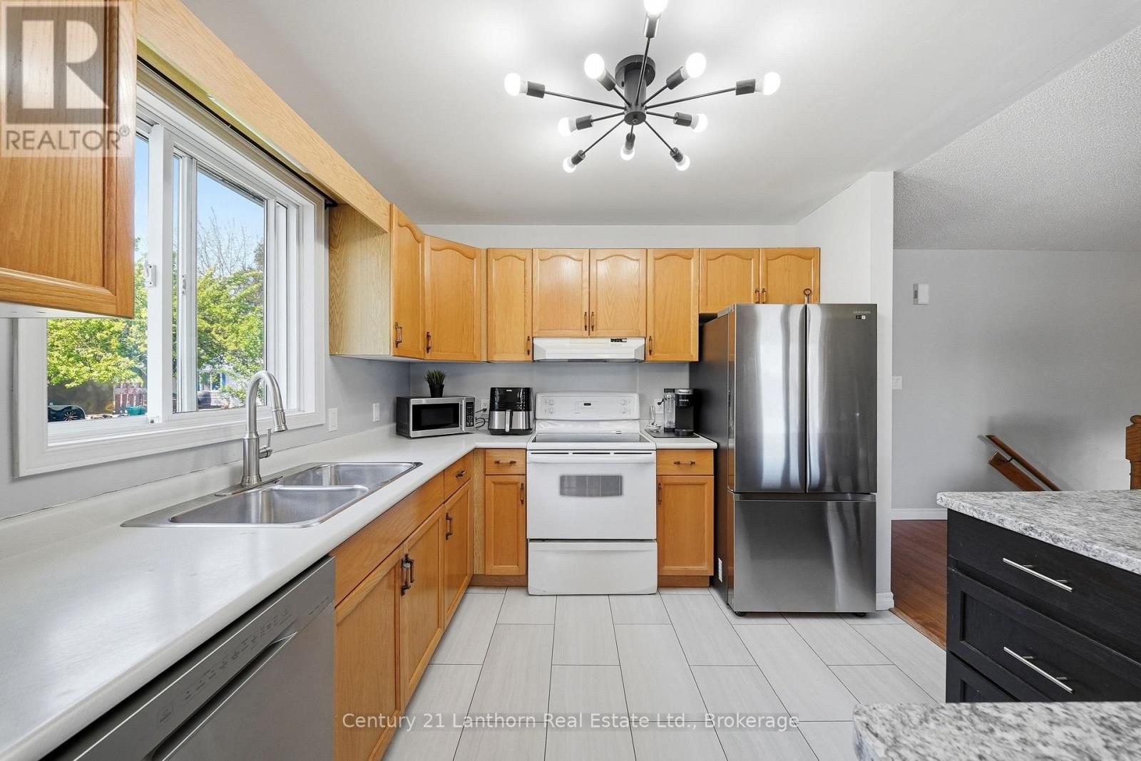 38 Alfred Street, Quinte West, Ontario  K8V 2B1 - Photo 8 - X13444948