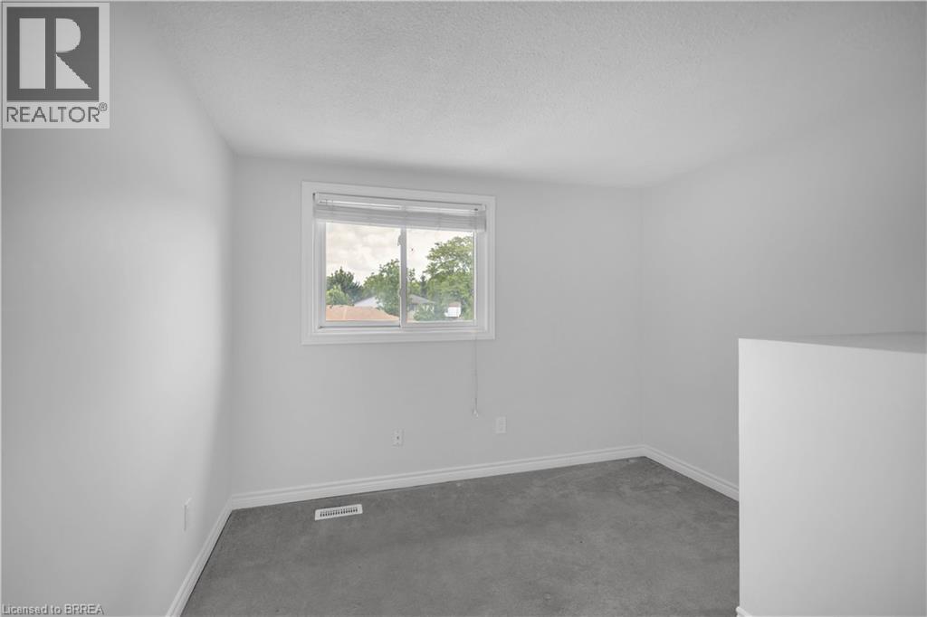 210 Golden Orchard Drive, Hamilton, Ontario  L9C 6J7 - Photo 12 - 40838751