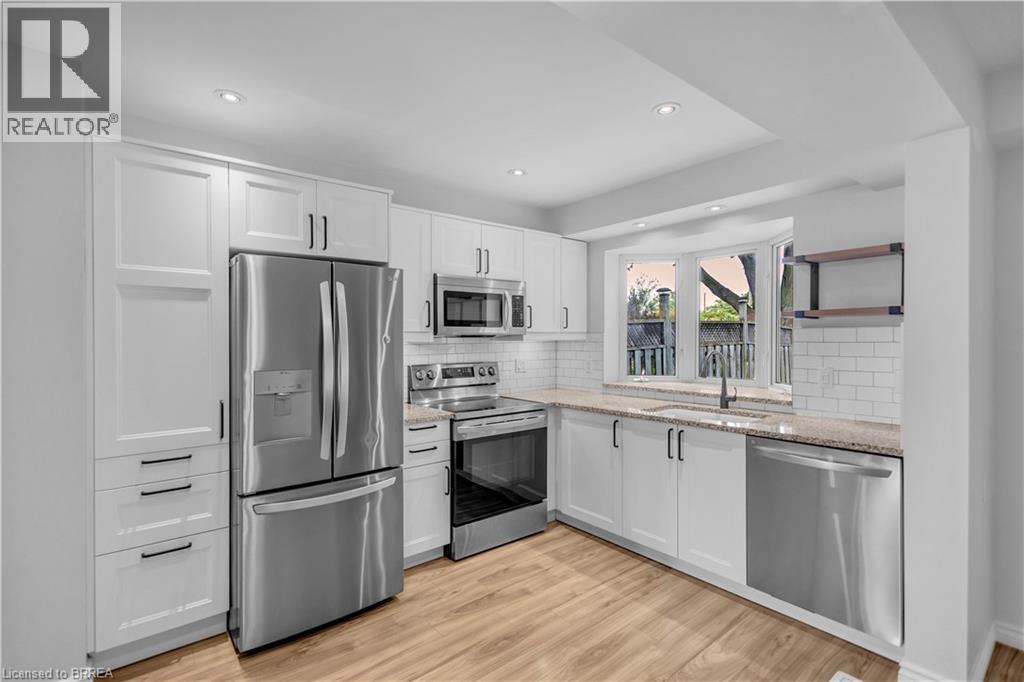 210 Golden Orchard Drive, Hamilton, Ontario  L9C 6J7 - Photo 5 - 40838751