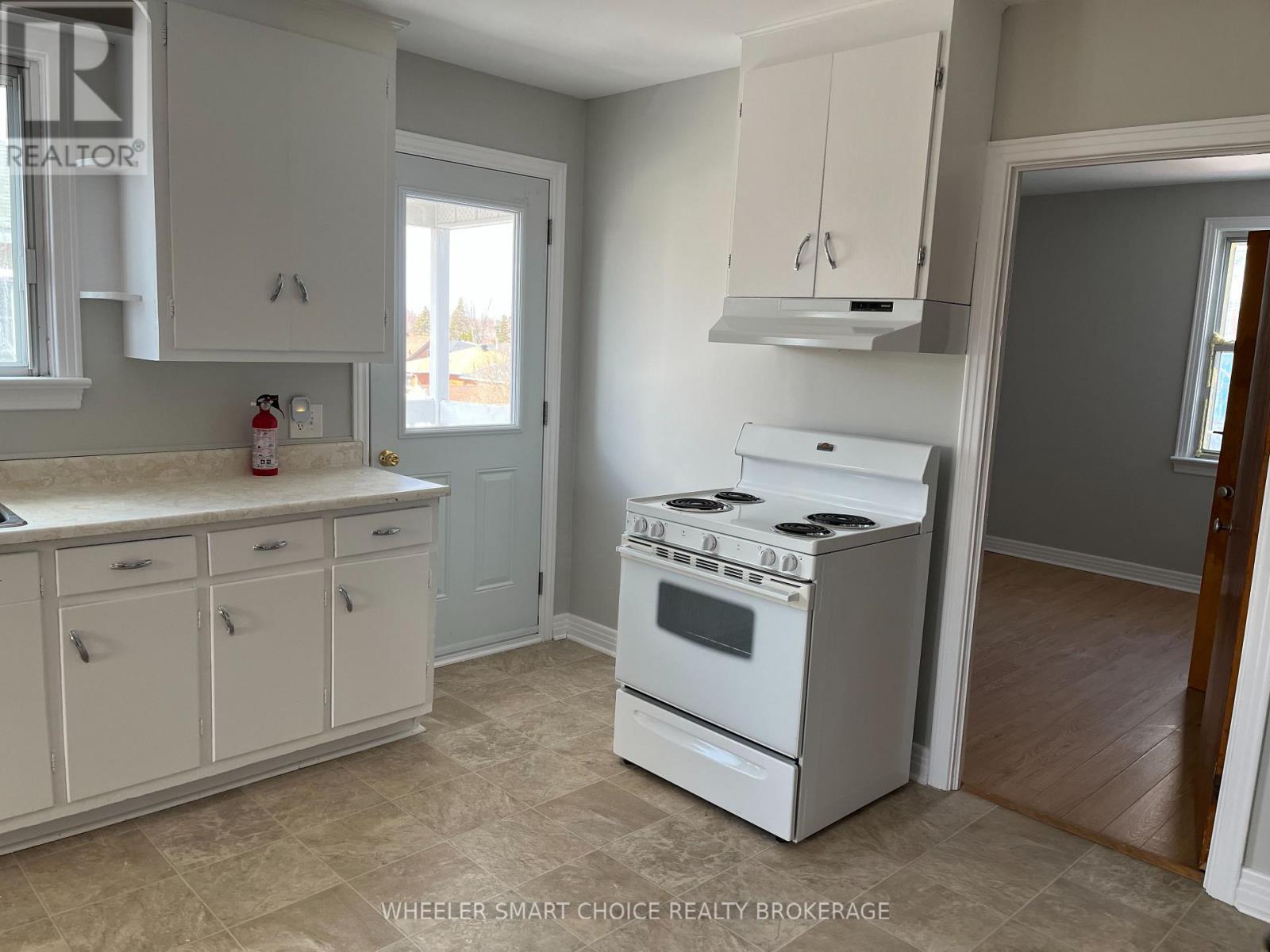 202 Jarvis Street, Cornwall, Ontario  K6H 5J3 - Photo 12 - X13444936
