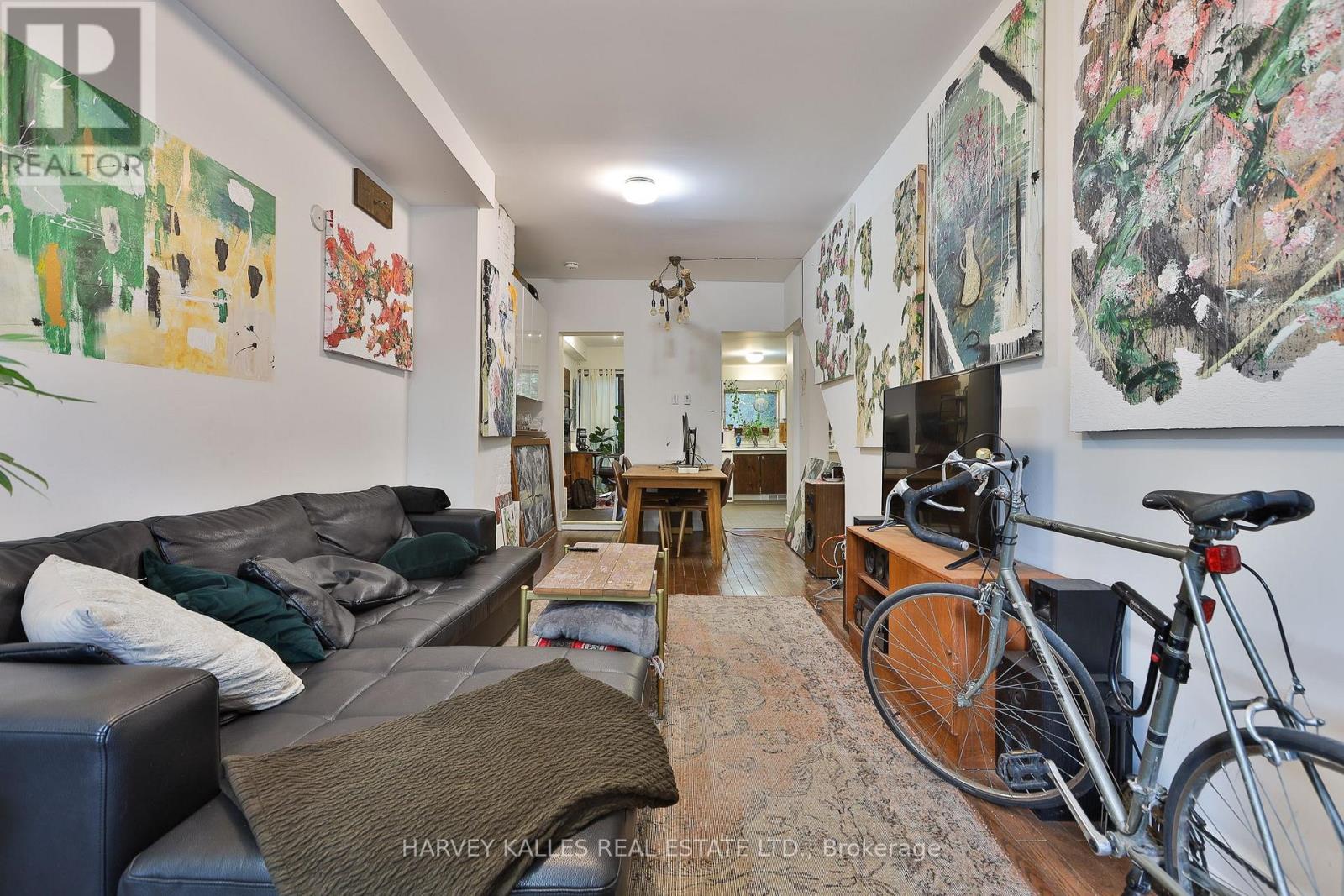 131 George Street, Toronto, Ontario  M5A 2M6 - Photo 2 - C13444536