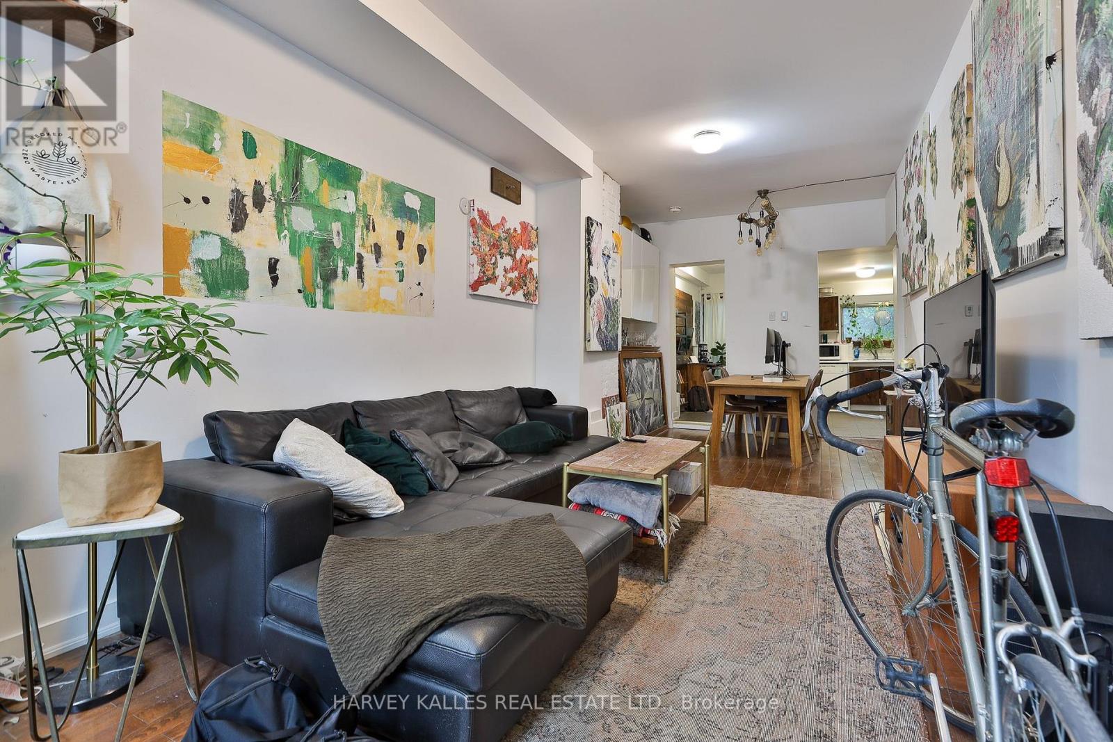 131 George Street, Toronto, Ontario  M5A 2M6 - Photo 3 - C13444536