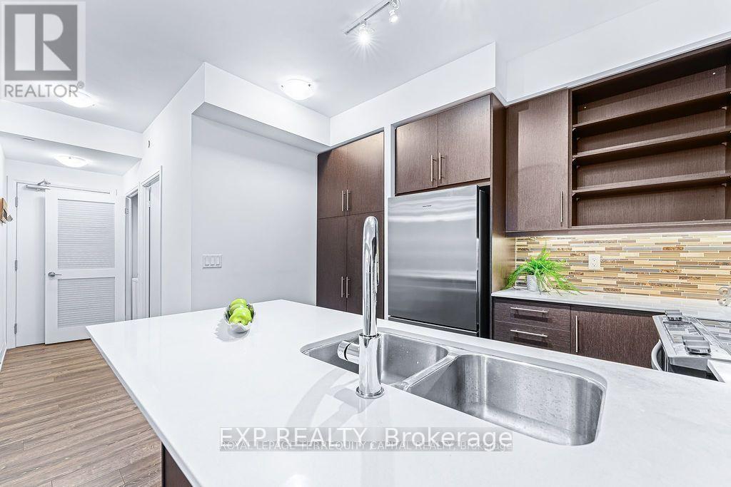 502 - 65 Oneida Crescent Se, Richmond Hill, Ontario L4B 0A1 - Photo 6 - N13443458