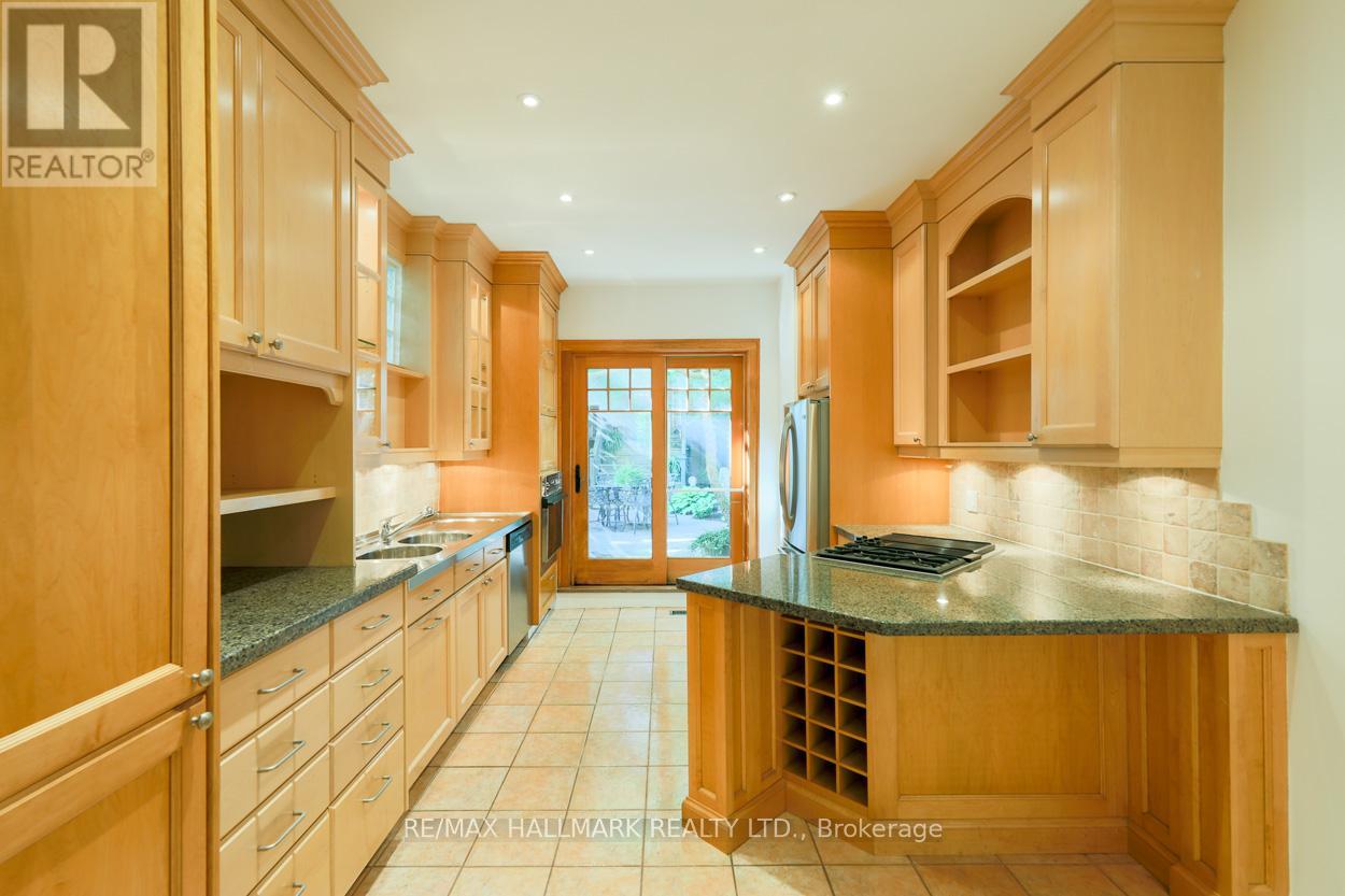 101 Pears Avenue, Toronto, Ontario  M5R 1S9 - Photo 14 - C13444544