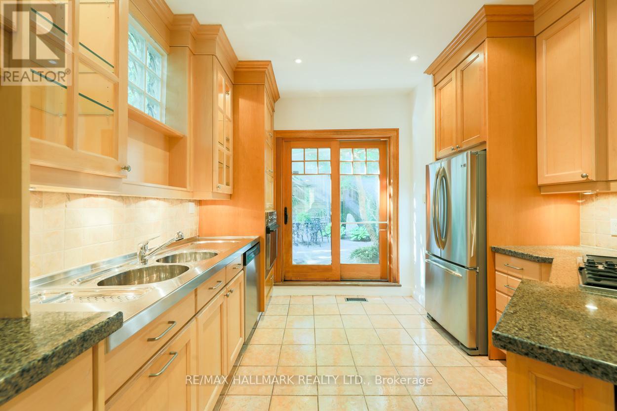 101 Pears Avenue, Toronto, Ontario  M5R 1S9 - Photo 15 - C13444544