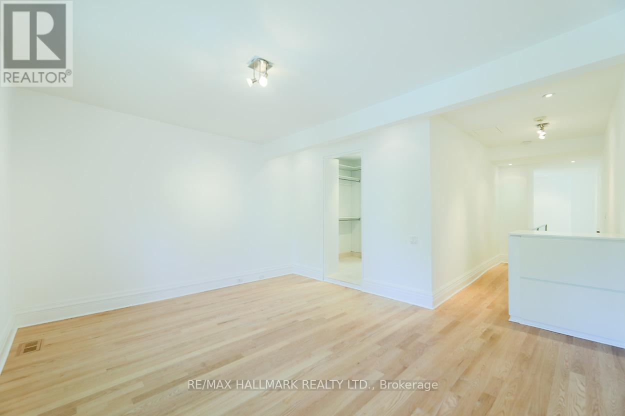 101 Pears Avenue, Toronto, Ontario  M5R 1S9 - Photo 19 - C13444544