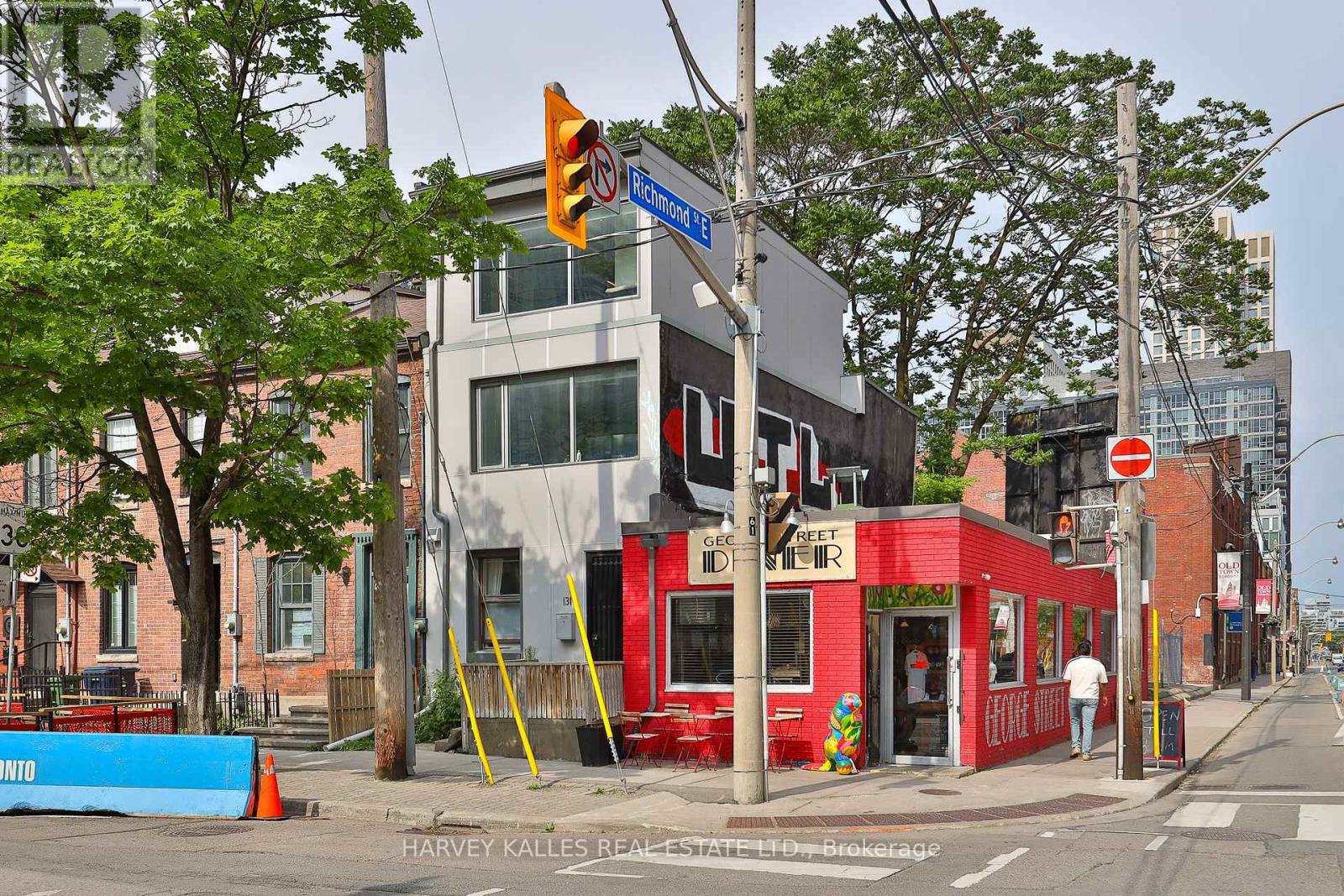 131 GEORGE STREET, Toronto, Ontario