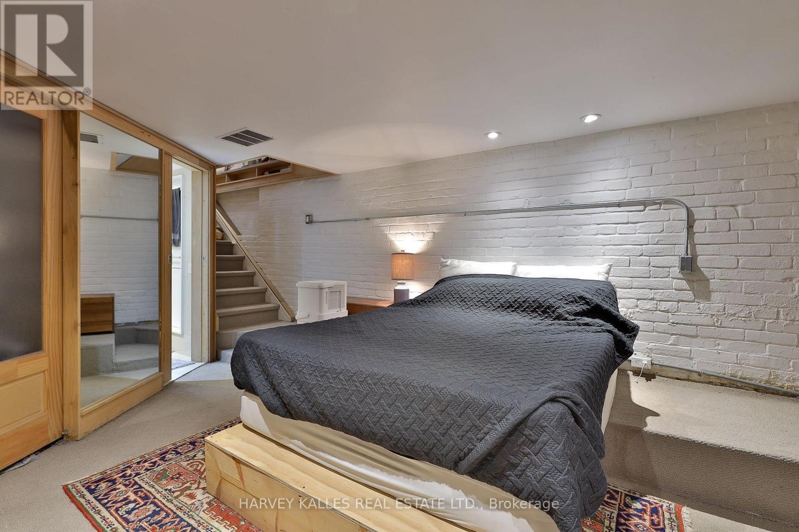 131 George Street, Toronto, Ontario  M5A 2M6 - Photo 18 - C13444560